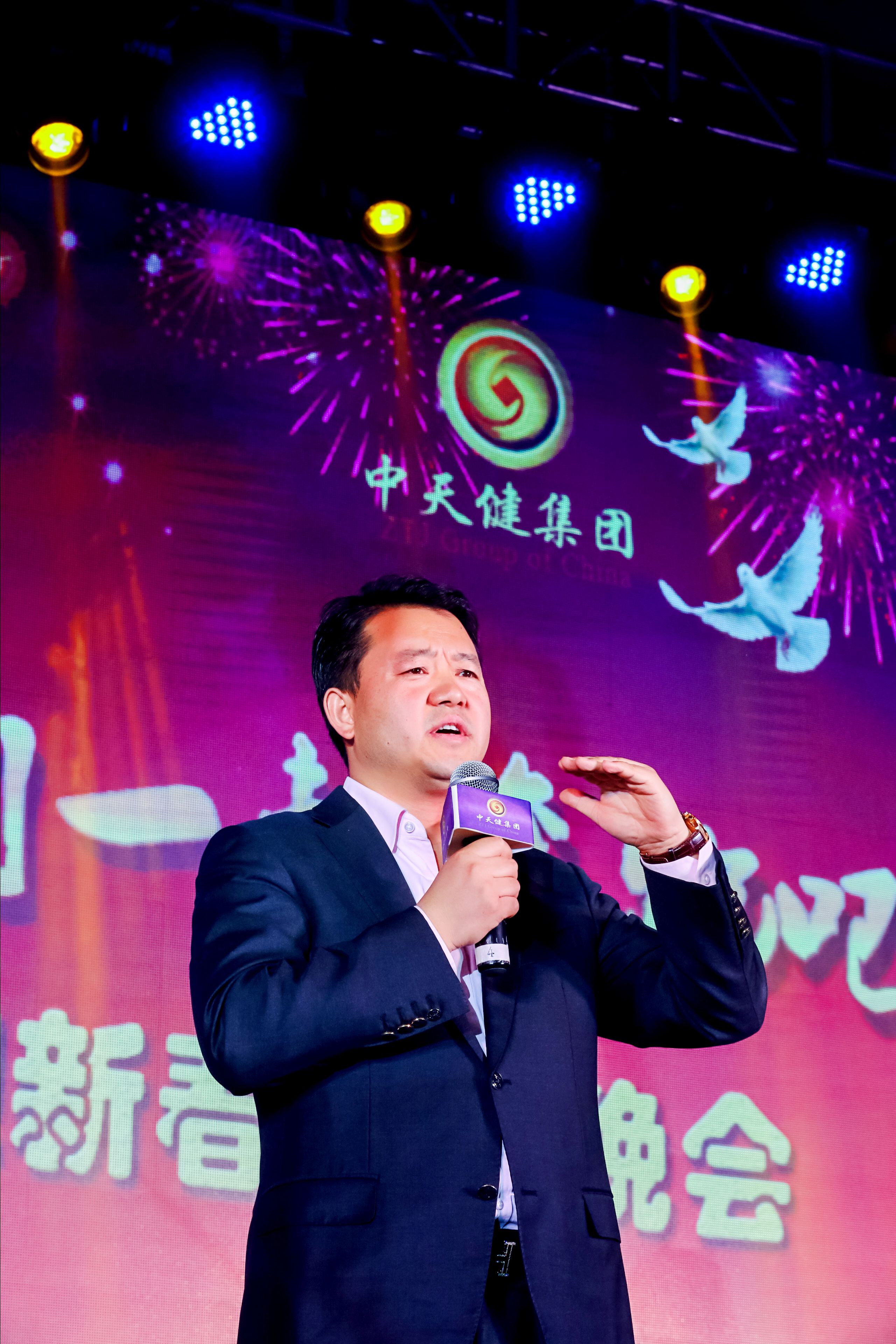 http://www.chinatjjt.com/uploads/150915/1-1509151635114Y.jpg
